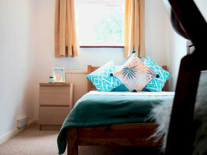 1 Bedroom House To Rent In River Street, Gillingham, Kent, ME7