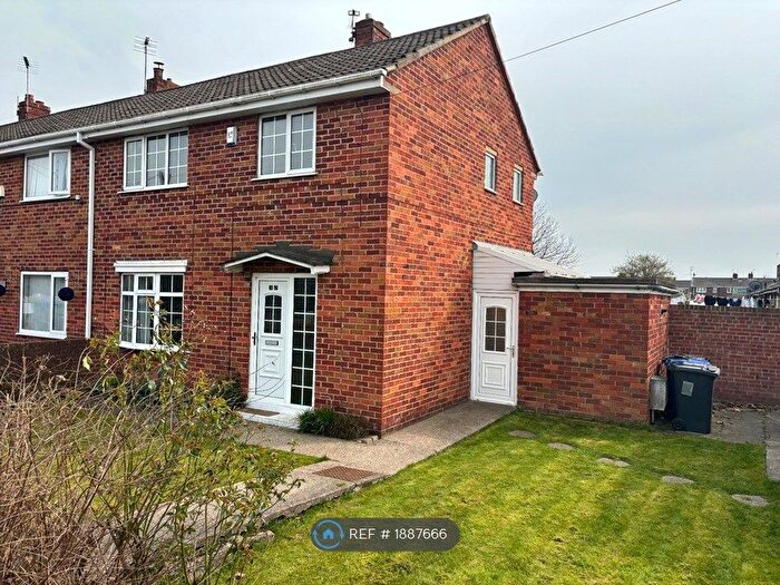 3 Bedroom Semi-Detached House To Rent In Church Balk, Thorne, Doncaster, DN8
