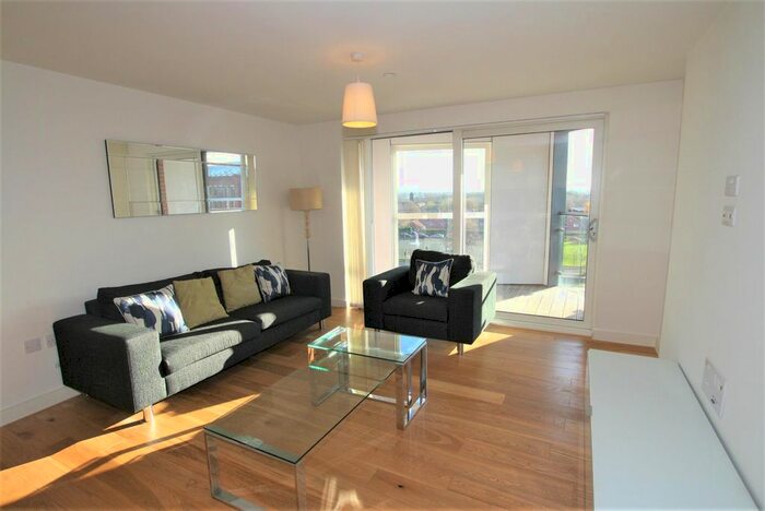 2 Bedroom Flat To Rent In The Hatbox, Munday Street, M4