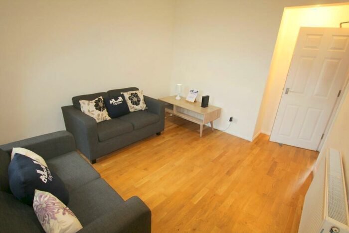 4 Bedroom Terraced House To Rent In Lower Hester Street, Northampton, NN2