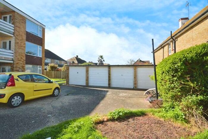 Garage / Parking To Rent In Beresford Gardens, Margate, CT9