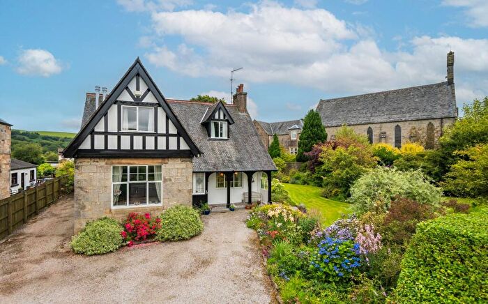 4 Bedroom Detached House For Sale In Neilston Road, Uplawmoor, G78