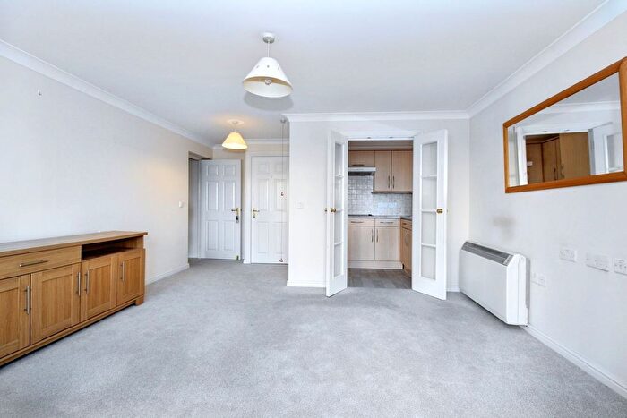 1 Bedroom Property To Rent In Danestrete, Stevenage, SG1
