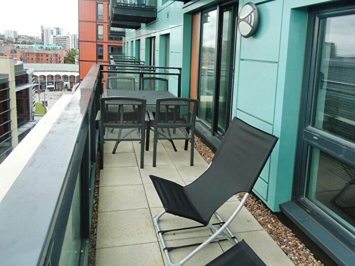 1 Bedroom Flat To Rent In One Brewery Wharf, Leeds, Yorkshire, LS10