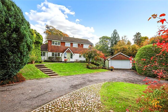 4 Bedroom Detached House For Sale In The Moorings, Hindhead, Surrey, GU26