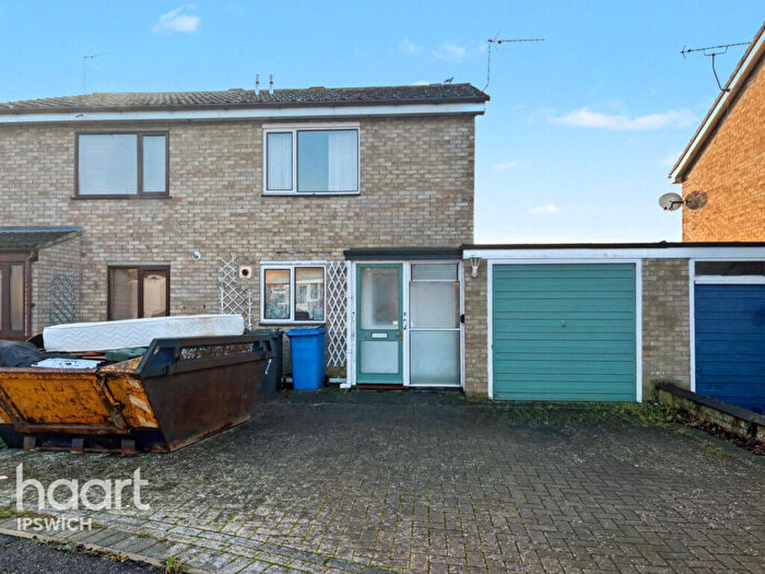 2 Bedroom Semi Detached House For Sale In Wilmslow Drive, Ipswich, IP2