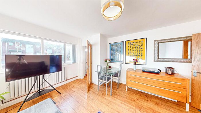 2 Bedroom End Of Terrace House To Rent In Old Mill Street, Ancoats, Manchester, M4