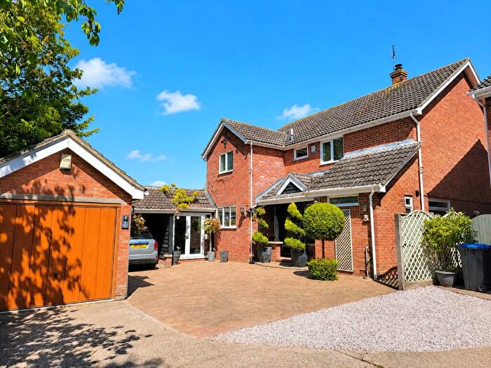 4 Bedroom Detached House For Sale In Newell Rise, Claydon, Ipswich, Suffolk, IP6