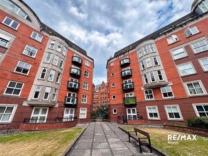 2 Bedroom Flat To Rent In Granby Row, Manchester, M1