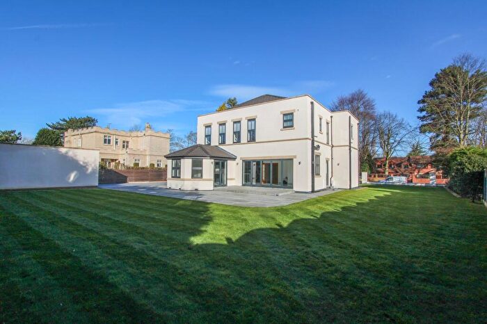 5 Bedroom Detached House For Sale In St Wilfrids Road, Bessacarr, Doncaster, DN4