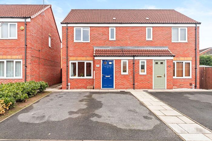 3 Bedroom Semi-Detached House For Sale In Northfield Avenue, South Kirkby, WF9