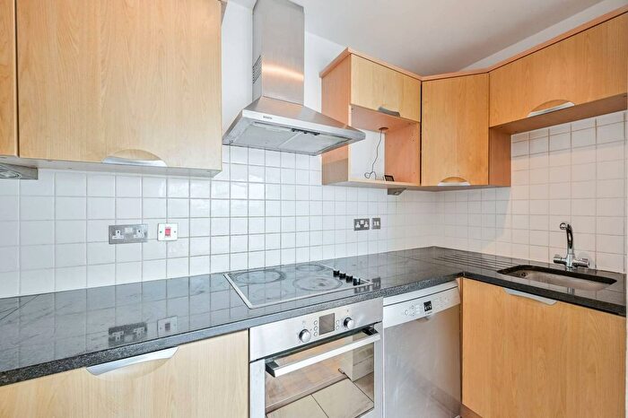 2 Bedroom Flat To Rent In Maritime House, Woolwich, London, SE18