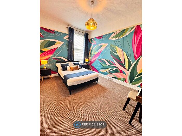 2 Bedroom Flat To Rent In Beaumont Road, Plymouth, PL4