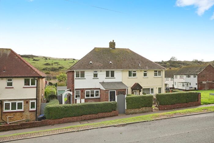 3 Bedroom Semi-detached House For Sale In St. Davids Avenue, Dover, CT17