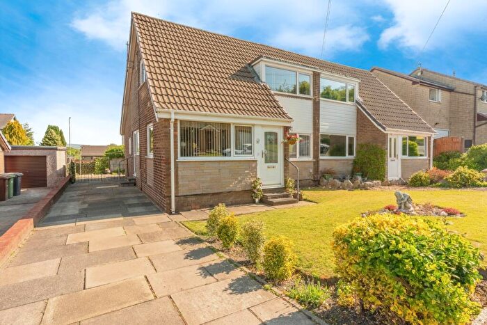 3 Bedroom Semi Detached House For Sale In Hillside Close, Brierfield, Nelson, Lancashire, BB9