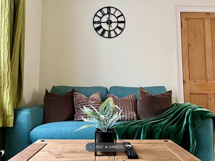 3 Bedroom Terraced House To Rent In Richmond Street, Barnstaple, EX32