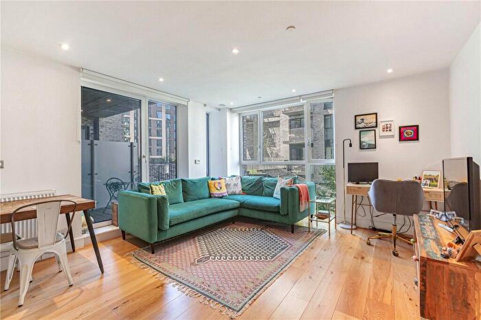 1 Bedroom Apartment To Rent In Centurion Tower, Caxton Street North, London, E16