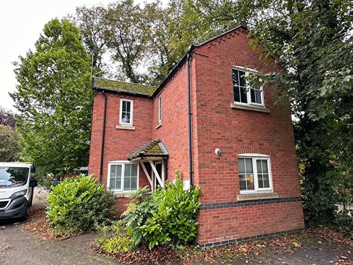2 Bedroom Detached House To Rent In Seasons Close, Uttoxeter, ST14