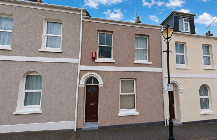 4 Bedroom Terraced House For Sale In Nelson Street, Plymouth, Devon, PL4