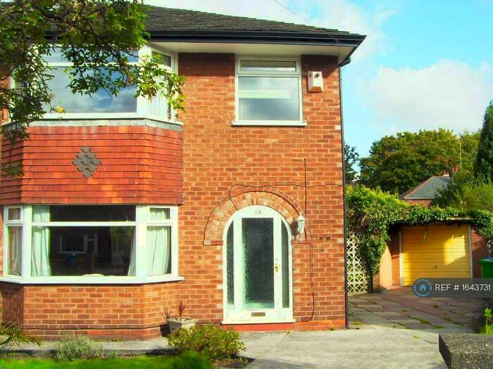3 Bedroom Semi-Detached House To Rent In Holwood Drive, Manchester, M16