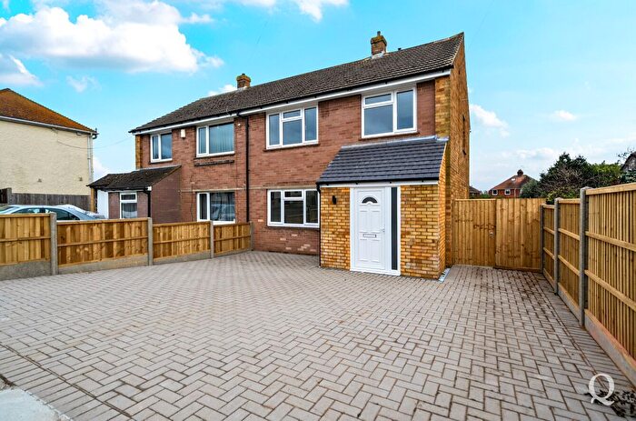 3 Bedroom Semi Detached House To Rent In Middletune Avenue, Sittingbourne, Kent, ME10