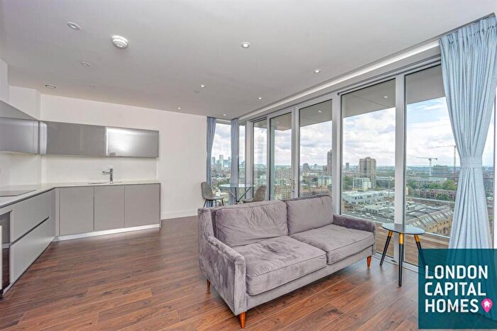 1 Bedroom Apartment To Rent In Cassia House, Piazza Walk, London, E1
