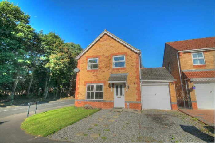 3 Bedroom Semi-Detached House To Rent In Morton Close, Auckland Park, Bishop Auckland, Durham, DL14