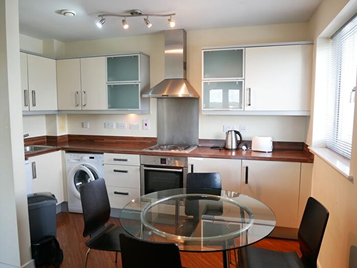 2 Bedroom Flat To Rent In Ruislip Road East, Greenford, UB6