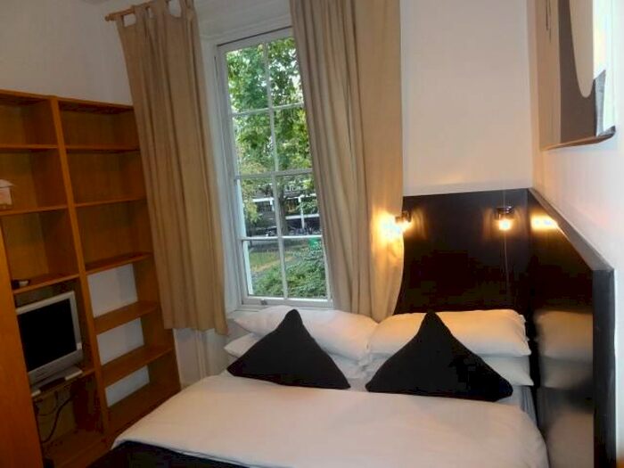 Studio To Rent In Cartwright Gardens, Bloomsbury, London, WC1H