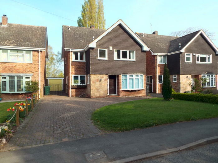 4 Bedroom House To Rent In Main Street, Walton On Trent, Derbyshire. Lz, DE12