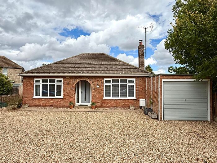 2 Bedroom Bungalow For Sale In Sandringham Walk, Spalding, PE11