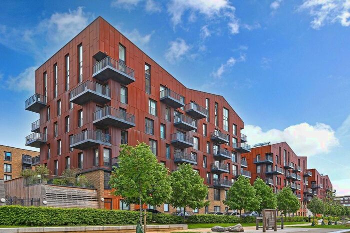 3 Bedroom Flat To Rent In Grand Canal Avenue, London, SE16