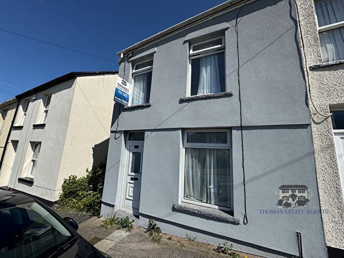 2 Bedroom End Of Terrace House To Rent In Tyisaf Road, Gelli, Pentre, Rhondda Cynon Taff, CF41
