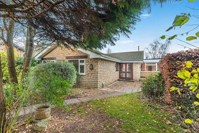 3 Bedroom Detached Bungalow For Sale In Silver Street, Chacombe - No Onward Chain, OX17