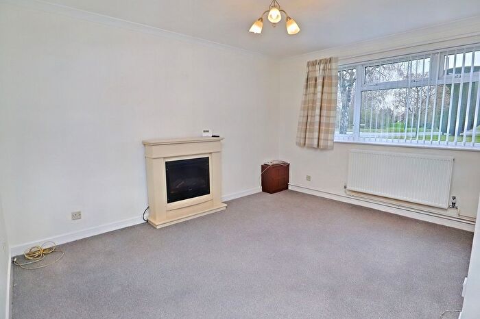 Studio To Rent In Coniston Way, Nuneaton, Warwickshire, Nuneaton, CV11