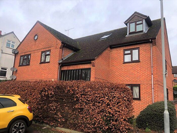 2 Bedroom Flat To Rent In Old Coach Drive, High Wycombe, HP11