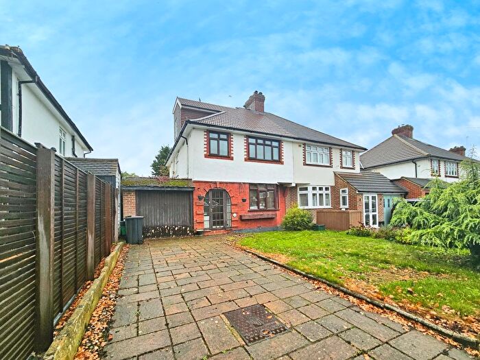 4 Bedroom Semi-Detached House For Sale In Gates Green Road, West Wickham, Kent, BR4