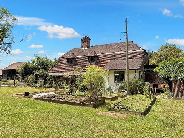 4 Bedroom Detached House For Sale In Bilsington, Ashford, TN25