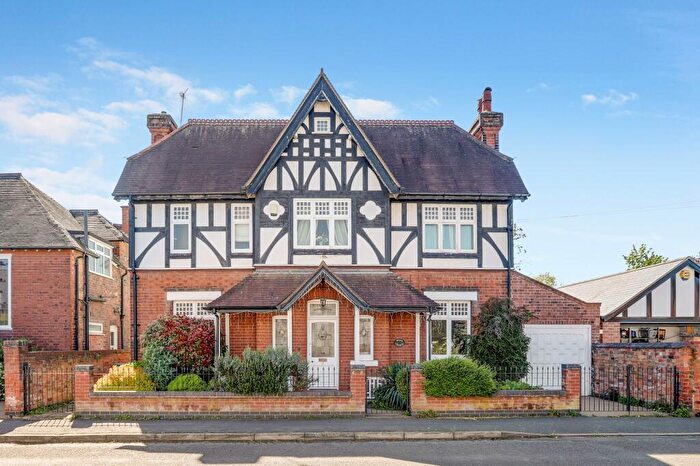 4 Bedroom Detached House For Sale In Briar Gate, Long Eaton, NG10