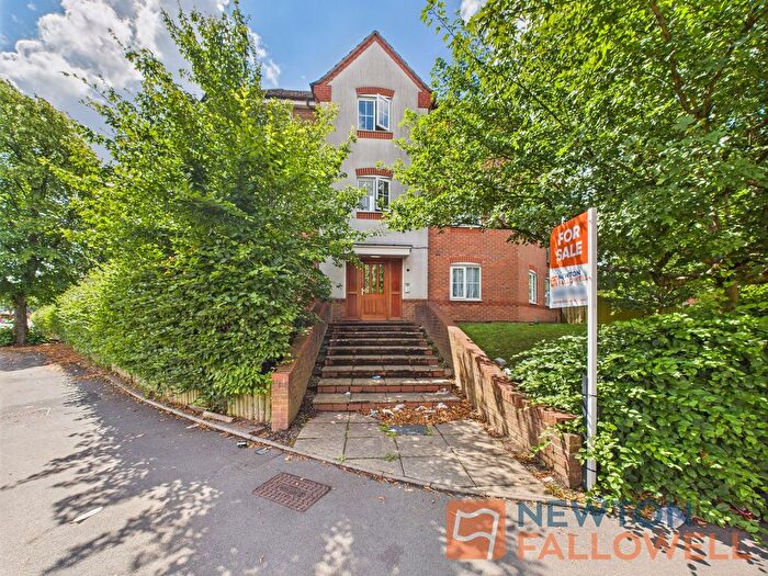 2 Bedroom Flat For Sale In Walker Road, Walsall, WS3