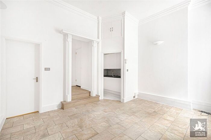 Studio To Rent In Mandeville Place, London, W1U