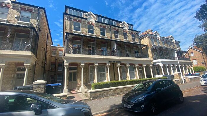 1 Bedroom Flat To Rent In Adrian Court, Westgate-On-Sea, CT8