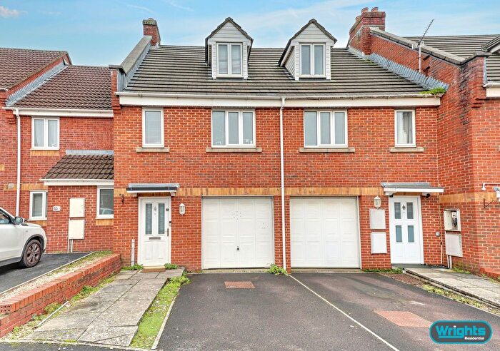 3 Bedroom Terraced House For Sale In Manley Close, Trowbridge, BA14