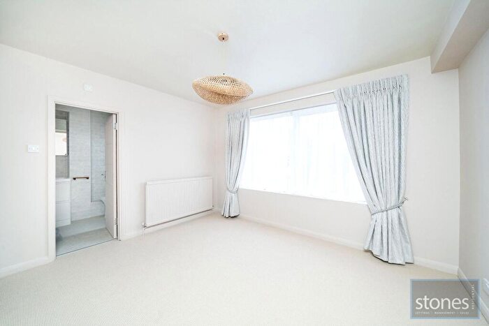 2 Bedroom Apartment To Rent In Sevington Road, London, NW4