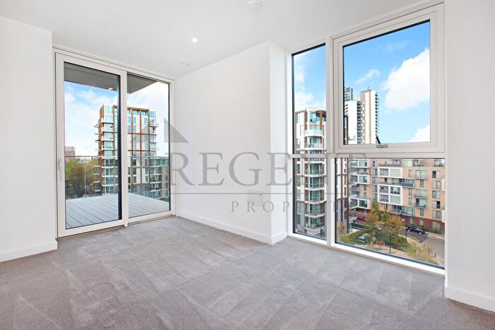 2 Bedroom Apartment To Rent In Hartingtons Court, Coster Avenue, N4