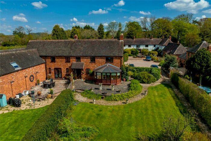 4 Bedroom Barn Conversion For Sale In Icknield Street, Beoley, Redditch, Worcestershire, B98