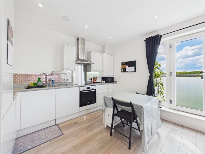 2 Bedroom Flat For Sale In Ward Street, Aston Reach, Aylesbury, HP22