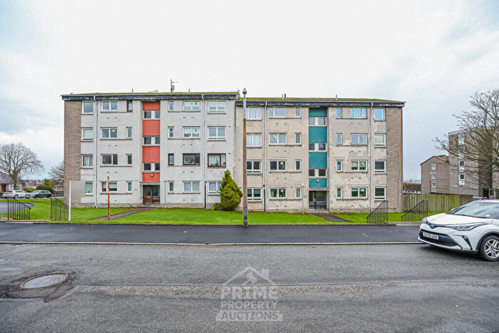 2 Bedroom Flat For Sale In Cairncry Road, Aberdeen, AB16