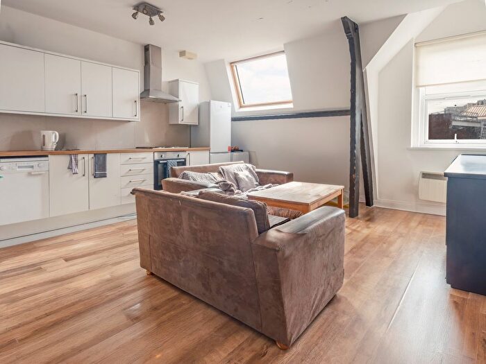 3 Bedroom Flat To Rent In St. Andrews Street, Newcastle Upon Tyne, NE1