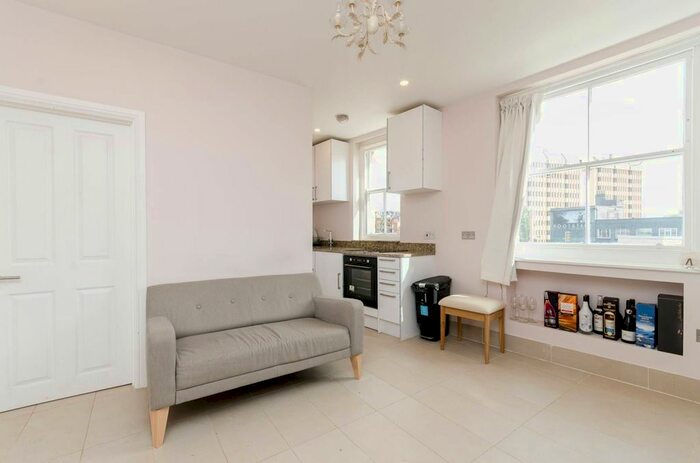1 Bedroom Flat To Rent In Kensington Hall Gardens, West Kensington, London, W14